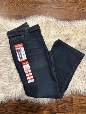 NWT Wrangler Boys Bootcut Husky Denim Jeans